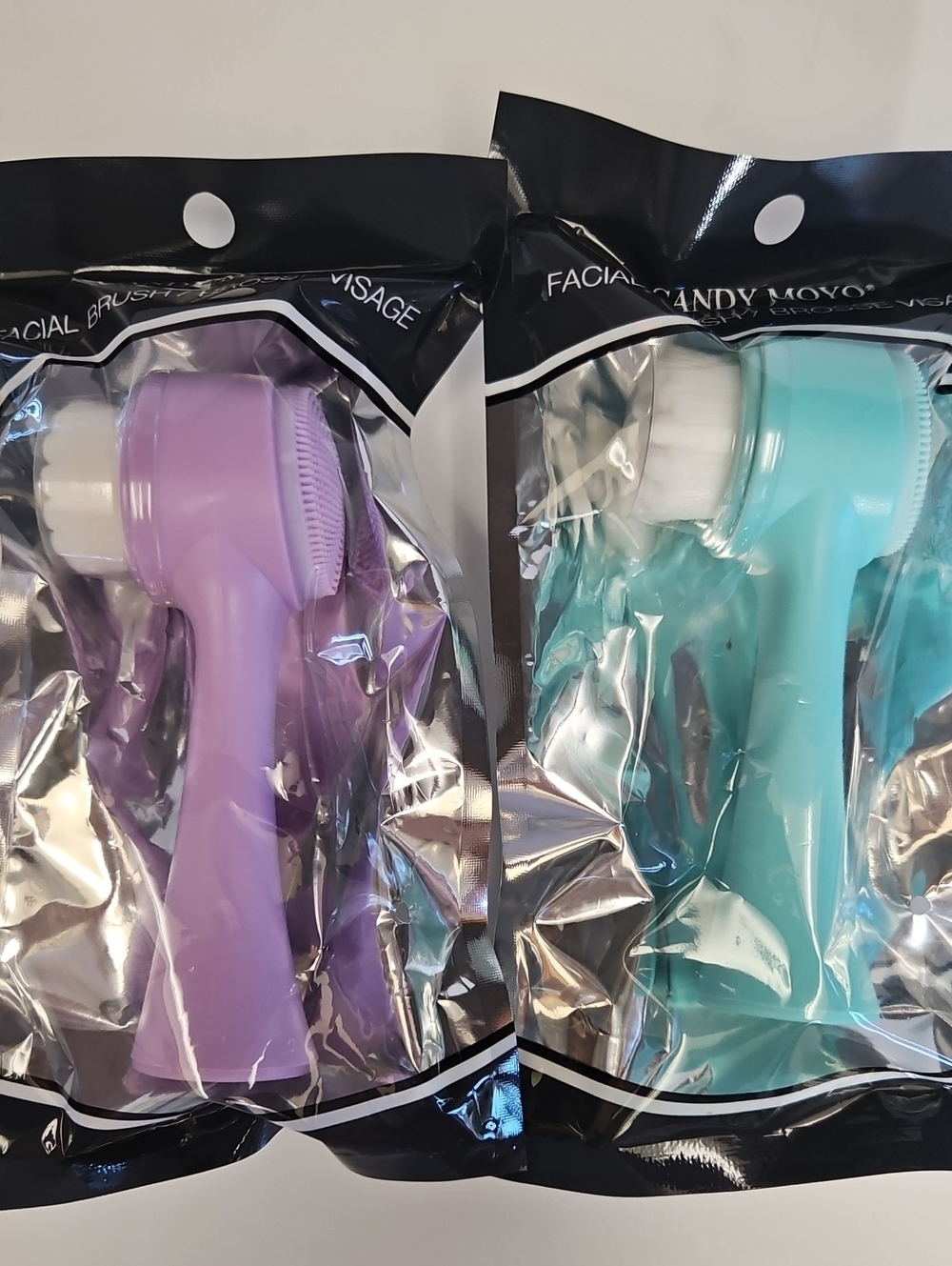 CANDY MOYO 2- In -1  FACE CLEANSING BRUSH FOR GLOWING SKIN 2-PIECES